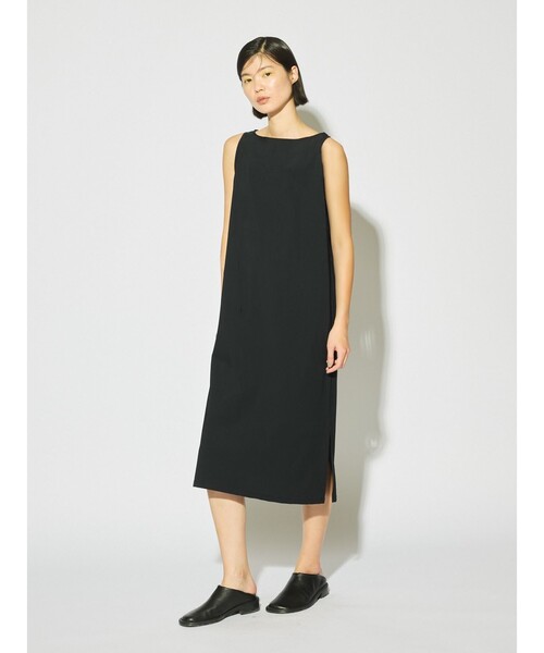 MIDIUMISOLID(ミディウミソリッド)の「MIDIUMISOLID for Ladies ストレッチボートネックワンピース(ワンピース・レディース・グリーン/チャコールグレー/ブラック・FREE)」の8枚目の写真