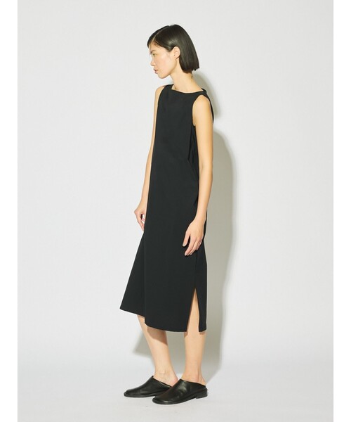 MIDIUMISOLID(ミディウミソリッド)の「MIDIUMISOLID for Ladies ストレッチボートネックワンピース(ワンピース・レディース・グリーン/チャコールグレー/ブラック・FREE)」の9枚目の写真