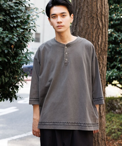 セール】エンブロイダリーヘンリーネックTシャツ（Tシャツ