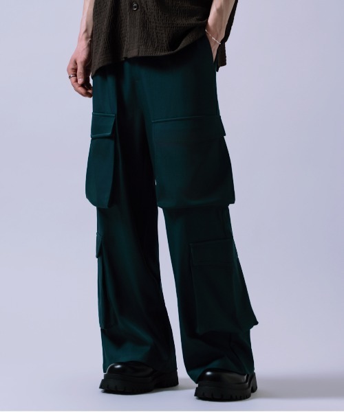 Crownor(クラウノアー)の「ナチュラルストレッチ ワイドカーゴパンツ(カーゴパンツ・メンズ・ダークグリーン/ブラック/グレー・SMALL/LARGE/MEDIUM)」の3枚目の写真