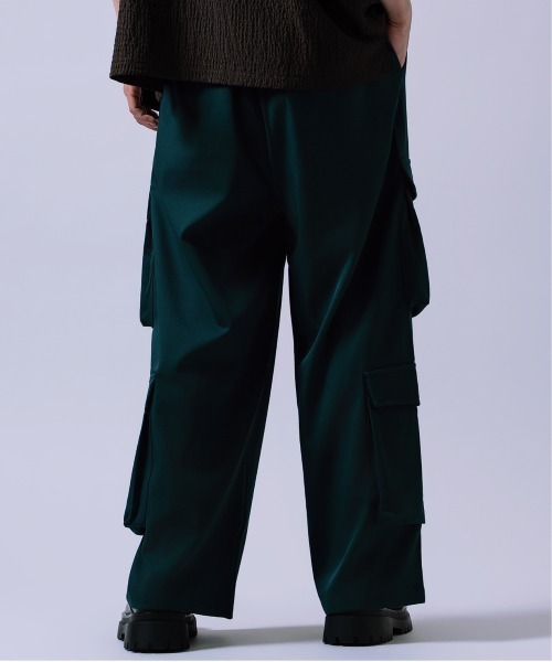 Crownor(クラウノアー)の「ナチュラルストレッチ ワイドカーゴパンツ(カーゴパンツ・メンズ・ダークグリーン/ブラック/グレー・SMALL/LARGE/MEDIUM)」の11枚目の写真