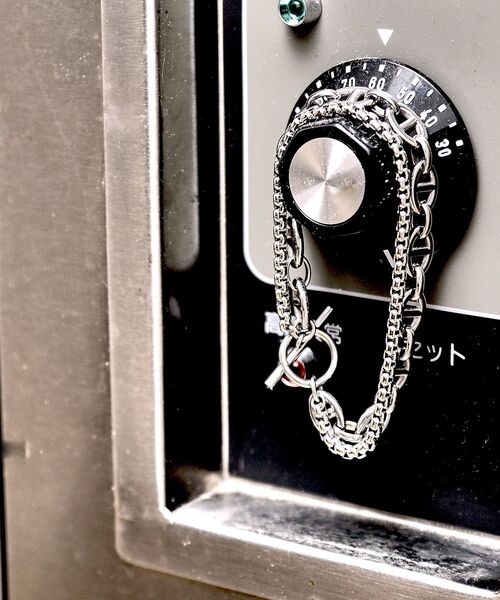 tk.TAKEO KIKUCHI(ティーケータケオキクチ)の「アソートステンレスダブルブレス(ブレスレット・メンズ・シルバー系/シルバー系1/シルバー・00)」の4枚目の写真