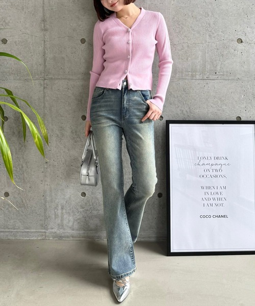 CLEAR BASIC（クリアベーシック）の「ビジューボタンニットカーディガン[春 オフィスカジュアル 着回し抜群 大人 カジュアル]≪SS新作≫（カーディガン/ボレロ・レディース・ブルーグレー/アイボリー/ピンク・F）」の5枚目の写真