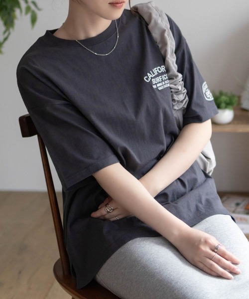 UNDERWRAPS(アンダーラップス)の「UNDERWRAPS BIGデニム貼り付けスリットTシャツ(Tシャツ/カットソー・レディース・ライトピンク/ライトグリーン/ダークグレー・フリー)」の9枚目の写真