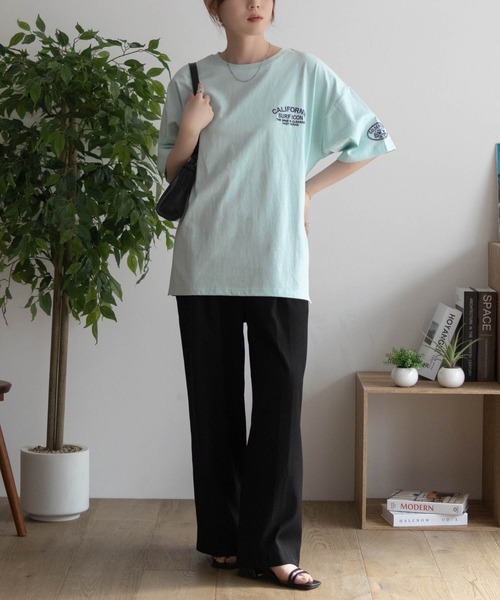 UNDERWRAPS(アンダーラップス)の「UNDERWRAPS BIGデニム貼り付けスリットTシャツ(Tシャツ/カットソー・レディース・ライトピンク/ライトグリーン/ダークグレー・フリー)」の11枚目の写真