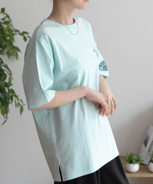 UNDERWRAPS(アンダーラップス)の「UNDERWRAPS BIGデニム貼り付けスリットTシャツ(Tシャツ/カットソー・レディース・ライトピンク/ライトグリーン/ダークグレー・フリー)」の13枚目の写真