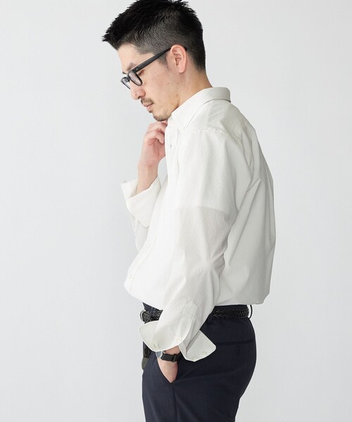 SHIPS（シップス）の「【WEB限定】SHIPS: SOLOTEX(R) DRY ワンポイントロゴ シアサッカー ボタンダウンシャツ（シャツ/ブラウス・メンズ・ネイビー/ホワイト/ブラック・X-LARGE/LARGE/MEDIUM/SMALL）」の11枚目の写真