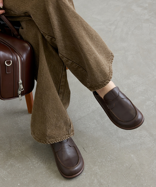 LAYAS(レイヤーズ)の「【LAYAS】MULE LOAFER(ローファー・レディース・ブラウン/ブラック・37/36/38)」の5枚目の写真