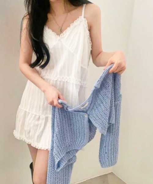 PRIVATE  BEACH（プライベートビーチ）の「シアーフリルティアードミニキャミワンピース（ワンピース・レディース・ブラック/ホワイト・FREE）」の3枚目の写真