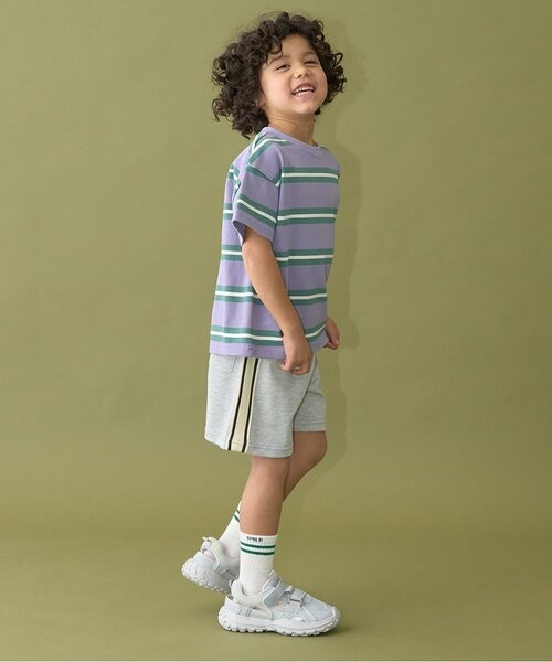 b・ROOM（ビールーム）の「4分丈サイドラインスウェットパンツ【子供服】【キッズ】【男の子】【女の子】（その他パンツ・キッズ・トップグレー/ターコイズブルー/レモンイエロー/バイオレット/ブラック/オートミール・110cm/130cm/140cm/150cm/100cm/120cm）」の21枚目の写真