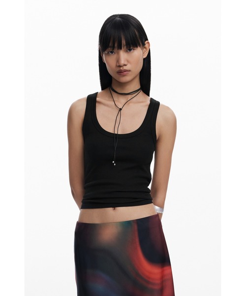 Desigual（デシグアル）の「カラフルブラープリントミディスカート ステイン柄 ブラック（スカート・レディース・レッド・XS/S/M/L/XL）」の4枚目の写真