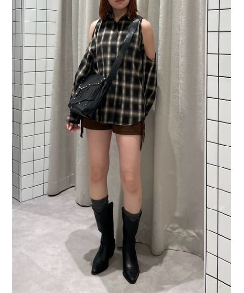 LAGUA GEM(ラグアジェム)の「FRILL ショルダーバッグ(ショルダーバッグ・レディース・ブラック/ブラウン・FREE)」の22枚目の写真