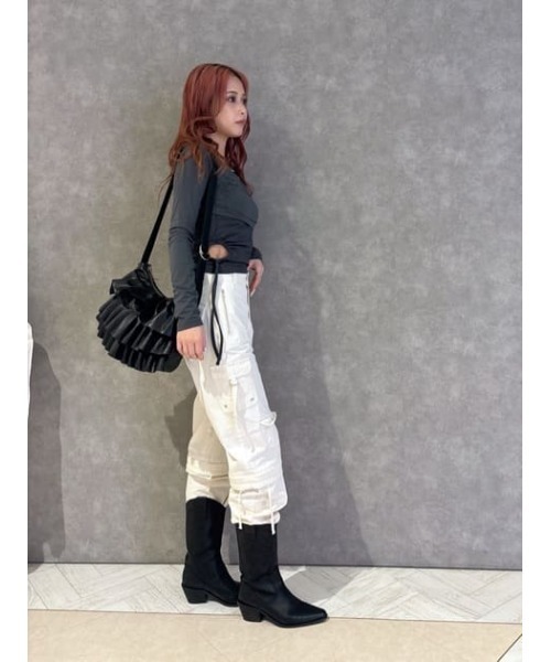 LAGUA GEM(ラグアジェム)の「FRILL ショルダーバッグ(ショルダーバッグ・レディース・ブラック/ブラウン・FREE)」の19枚目の写真