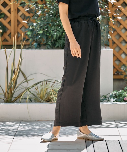 FOUND GOOD（ファウンドグッド）の「サテンイージーパンツ（その他パンツ・レディース・ブルー系2/アイボリー/ブラック/グレー系8・L/M/S）」の17枚目の写真