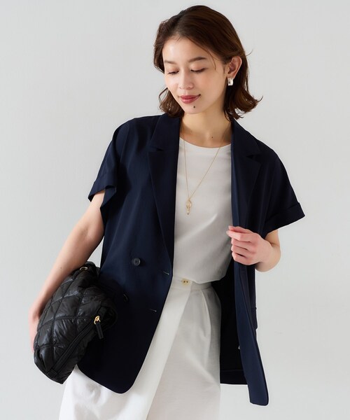 UNTITLED（アンタイトル）の「【セットアップ可能/接触冷感/イージーケア】リラクミスト　ハーフスリーブジャケット（テーラードジャケット・レディース・ベージュ/ブラック/チャコールグレー/ネイビー・01/02/03/00/04/44/48/50）」の4枚目の写真