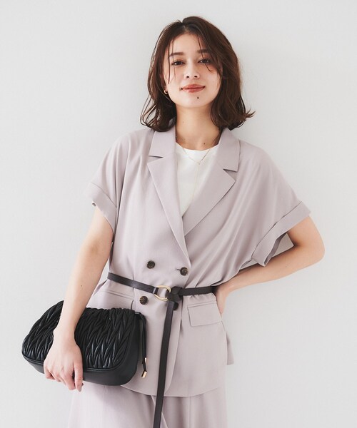 UNTITLED（アンタイトル）の「【セットアップ可能/接触冷感/イージーケア】リラクミスト　ハーフスリーブジャケット（テーラードジャケット・レディース・ベージュ/ブラック/チャコールグレー/ネイビー・01/02/03/00/04/44/48/50）」の5枚目の写真