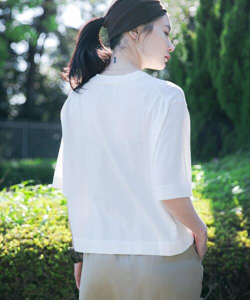 URBAN RESEARCH(アーバンリサーチ)の「new basic ハイゲージニットTシャツ(Tシャツ/カットソー・レディース・レッド/ホワイト/ブラック/ブルー系その他・FREE)」の13枚目の写真