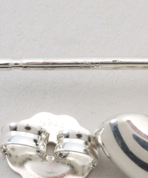 journal standard L'essage(ジャーナルスタンダードレサージュ)の「【AGMES/アグメス】MINI DAHLIA HUGGIES STERLING SILVE:ピアス(両耳)(ピアス(両耳用)・レディース・シルバー・FREE)」の6枚目の写真