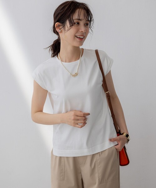 組曲 L(クミキョク オオキイサイズ)の「プライスフレンチスリーブカットソー(Tシャツ/カットソー・レディース・アイボリー系/ブラック系/グレー系・6/5)」の12枚目の写真