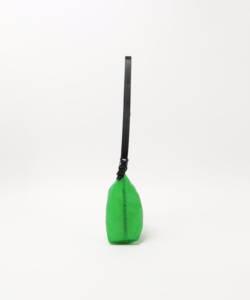 WEEKEND(ER)（ウィークエンダー）の「【別注】＜WEEKEND(ER)＞RIP ROLL TOP/ショルダーバッグ（ショルダーバッグ・メンズ・ブラック/ケリーグリーン・FREE）」の3枚目の写真