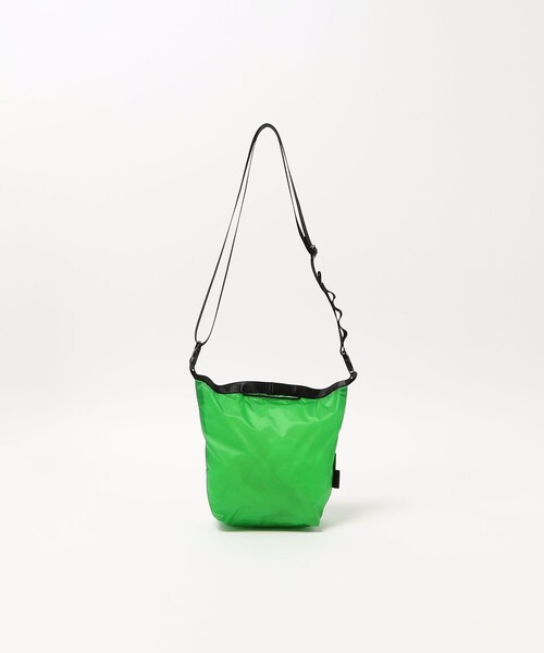 WEEKEND(ER)（ウィークエンダー）の「【別注】＜WEEKEND(ER)＞RIP ROLL TOP/ショルダーバッグ（ショルダーバッグ・メンズ・ブラック/ケリーグリーン・FREE）」の4枚目の写真