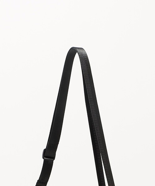 WEEKEND(ER)（ウィークエンダー）の「【別注】＜WEEKEND(ER)＞RIP ROLL TOP/ショルダーバッグ（ショルダーバッグ・メンズ・ブラック/ケリーグリーン・FREE）」の6枚目の写真