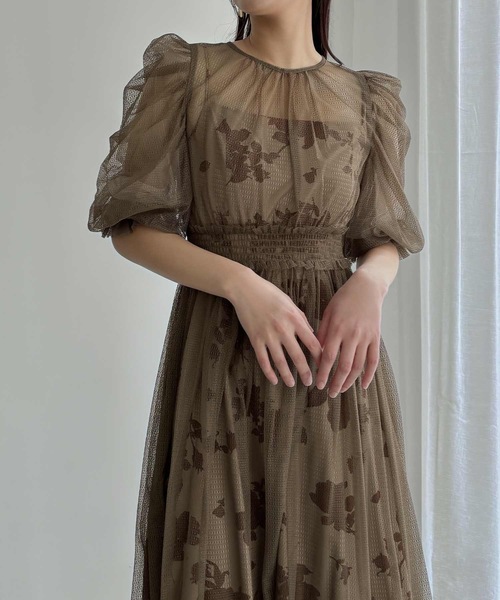 aity(アイティ)の「フラワーキャミワンピースチュールレイヤードドレス 結婚式 二次会 成人式 同窓会 パーティードレス オケージョンドレス お呼ばれワンピース(ドレス・レディース・ブラウン/ベージュ×ブラック/ベージュ/ブラック・38(M)/36(S))」の17枚目の写真