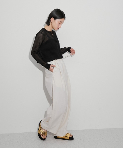 ADAM ET ROPE'(アダムエロペ)の「【定番人気】撥水ナイロンイージーパンツ(その他パンツ・レディース・ブラック/オフホワイト・36/38)」の7枚目の写真