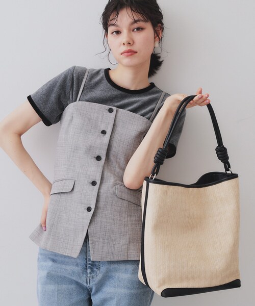 pippoページ セール】 【ペットボトルショルダー付き】軽量ミニショルダー