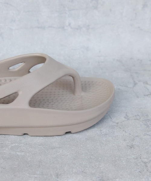 ８(eight)（エイト）の「トングサンダル（サンダル・メンズ・グレー/グレイッシュベージュ/ブラック・24.0cm/23.0cm/27.0cm/26.0cm/28.0cm/25.0cm）」の16枚目の写真