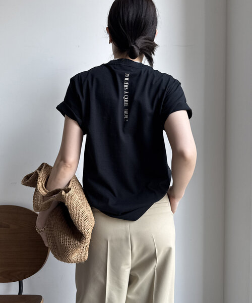 DouDou(ドゥドゥ)の「【WEB限定】フロントバック両面ロゴTEE(Tシャツ/カットソー・レディース・オフホワイト/ブラック/レッド・FREE)」の3枚目の写真
