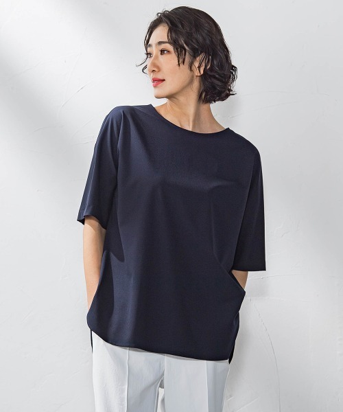 la.f…(ラエフ)の「バックサテンカットソー≪洗濯機で洗える≫(Tシャツ/カットソー・レディース・ネイビー/ホワイト/ブラック・9号/7号/11号)」の3枚目の写真