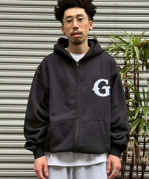 WISM(ウィズム)の「GARDENS&SEEDS / ガーデンズアンドシーズ BIG G ZIP-UP(パーカー・メンズ・ブラック・LARGE)」の7枚目の写真