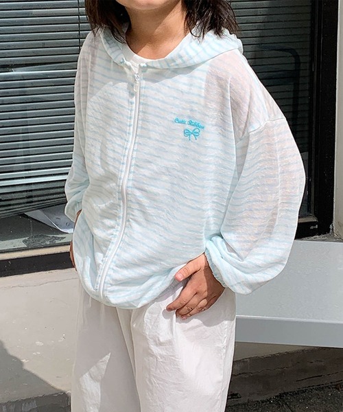 aimoha(アイモハ)の「【aimoha-KIDS-】薄手ボーダージップアップパーカー (SS)(パーカー・キッズ・グレー/ブルー/ピンク・110/120/130/140/150)」の3枚目の写真