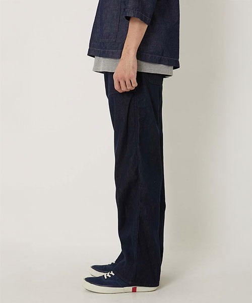 BLUE BLUE（ブルーブルー）の「PA0112 セルビッチライトデニム デッキパンツ（デニムパンツ・メンズ・インディゴブルー・SMALL/MEDIUM/LARGE/X-LARGE）」の4枚目の写真