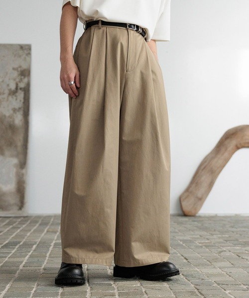 HARE（ハレ）の「シルキーコットンワイドストレートパンツ(HARE)（スラックス・メンズ・ブルー/ブラック/ブラウン・FREE）」の18枚目の写真
