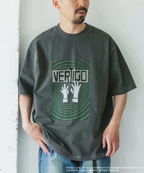URBAN RESEARCH DOORS（アーバンリサーチドアーズ）の「UNIVERSAL(VERTIGO) T-SHIRTS（Tシャツ/カットソー・メンズ・ホワイト/チャコールグレー・MEDIUM/LARGE）」の2枚目の写真