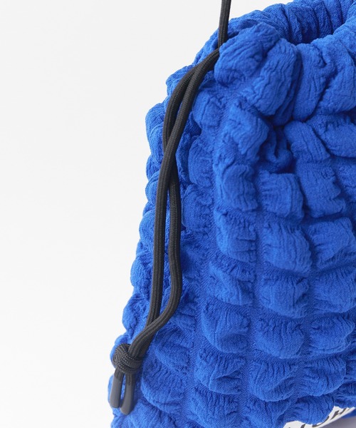 ROOPTOKYO(ループトウキョウ)の「ALOHA PEOPLE/アロハピープル ポップコーンポーチ(ショルダーバッグ・レディース・ロイヤルブルー・FREE)」の8枚目の写真