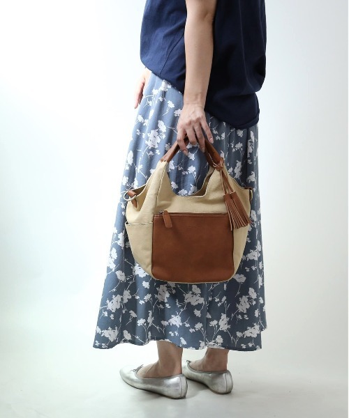 LIZDAYS(リズデイズ)の「LIZDAYS キャンバス×PU2WAYトートバッグ(トートバッグ・レディース・グレー系その他/ベージュ・FREE)」の5枚目の写真