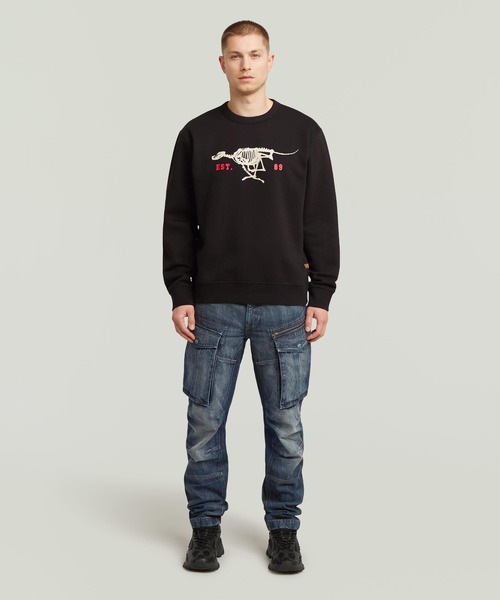 Running Dog Back Graphic Sweater/ブランドロゴグラフィック