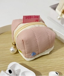 Pochi Pouch（ポチポーチ）の「Pochi Pouch/パールチャーム付き ミニ キルティング ポーチ（ポーチ）」