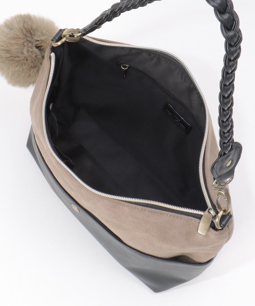 ikka（イッカ）の「【雑誌InRed1月・2月合併号掲載】バイカラー2WAYジップショルダーバッグ（ショルダーバッグ・レディース・ブラック/ブラウン/ライム/ダークベージュ・FREE）」の18枚目の写真