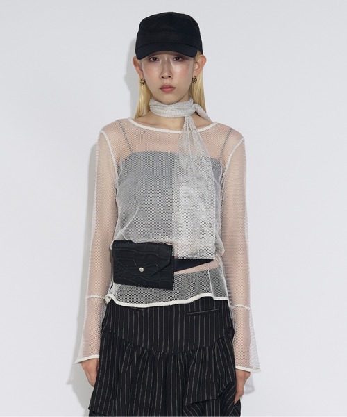 Ezick(エジック)の「Glitter mesh bowtie set 2Pメッシュプルオーバー(Tシャツ/カットソー・レディース・オフホワイト/ブラック・FREE)」の22枚目の写真