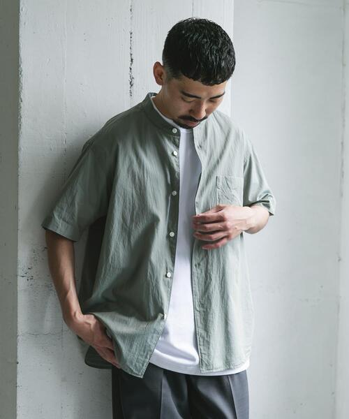 URBAN RESEARCH DOORS（アーバンリサーチドアーズ）の「玉虫シャンブレー バンドカラーシャツ（シャツ/ブラウス・メンズ・ブルー系その他/グリーン系その他/ライトブルー・LARGE/MEDIUM）」の4枚目の写真