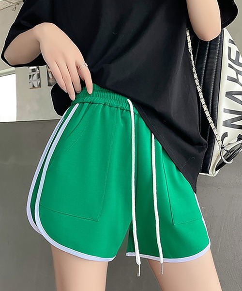 Bifrost（ビフレスト）の「パイピングスウェットショートパンツ（その他パンツ・レディース・ネイビー/ピンク/グリーン/ライトグリーン/ブラック/グレー・L/M）」の4枚目の写真