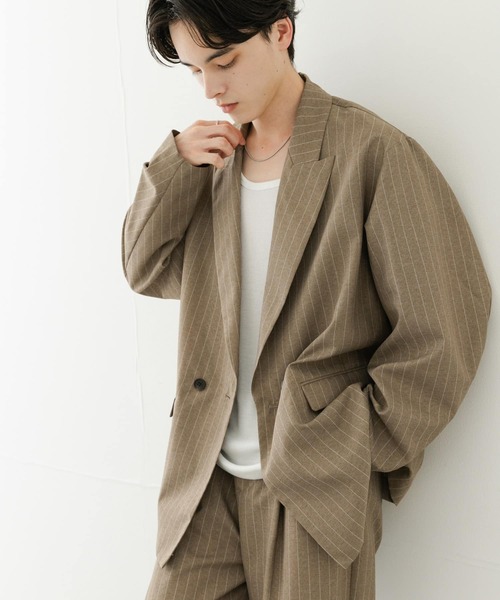 SENSE OF PLACE by URBAN RESEARCH（センスオブプレイスバイアーバンリサーチ）の「『セットアップ対応』『イージーケア/速乾』リネンライクピンストライプルーズジャケット（その他アウター・メンズ・グレー/ベージュ・LARGE/MEDIUM）」の5枚目の写真