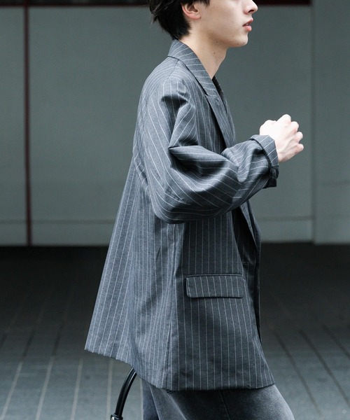 SENSE OF PLACE by URBAN RESEARCH（センスオブプレイスバイアーバンリサーチ）の「『セットアップ対応』『イージーケア/速乾』リネンライクピンストライプルーズジャケット（その他アウター・メンズ・グレー/ベージュ・LARGE/MEDIUM）」の15枚目の写真