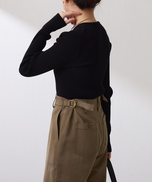 COLLAGE GALLARDAGALANTE（コラージュガリャルダガランテ）の「【OT】ヘンリーネックVニット（ニット/セーター・レディース・ブラック/オフホワイト・FREE）」の18枚目の写真