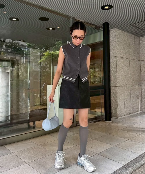 emmi(エミ)の「襟付きニットベスト(ポロシャツ・レディース・ライム/ブラウン/グレー・F)」の22枚目の写真