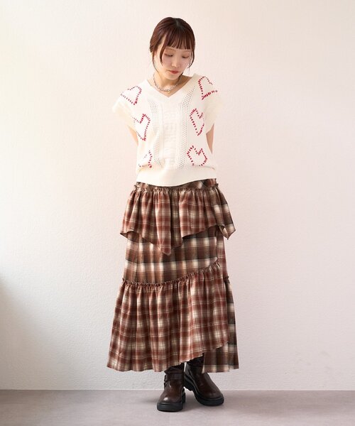 w closet（ダブルクローゼット）の「【25AW】ハート刺繍ニットベスト（ベスト・レディース・オフホワイト/ネイビー/ボルドー・FREE）」の22枚目の写真